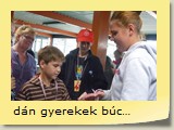 dán gyerekek búcsúajándéka (1)