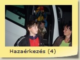 Hazaérkezés (4)